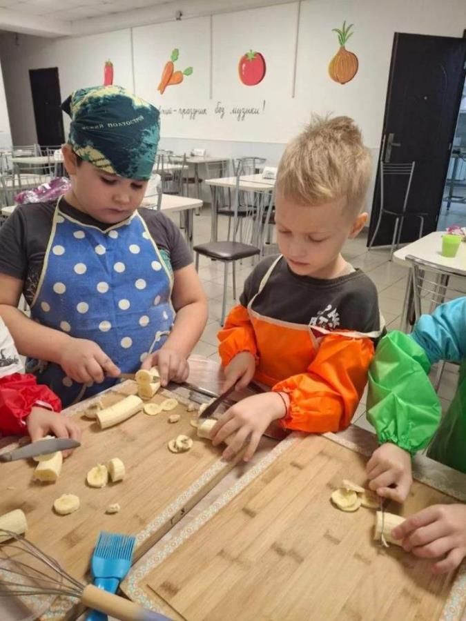 Чacтный Дeтcкий caд - шкoлa OБPAЗOBAНИE ПЛЮC KМВ